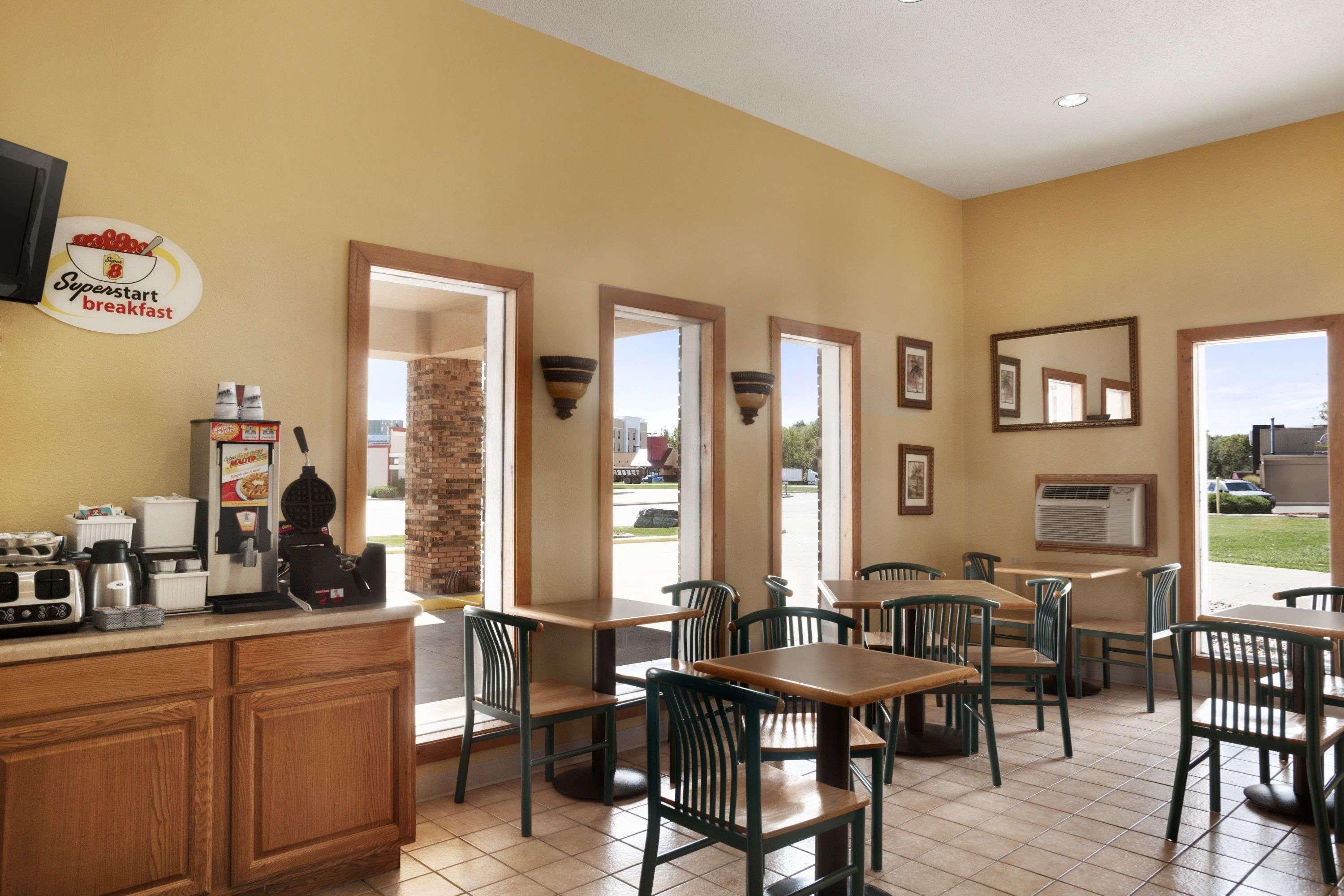 Rodeway Inn Effingham Buitenkant foto